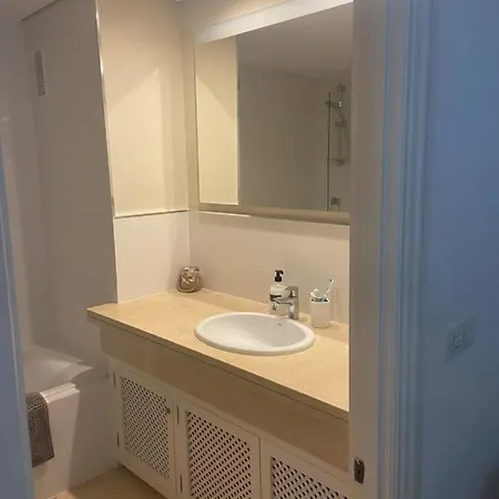 Jardines De Golondrinas * Marbella