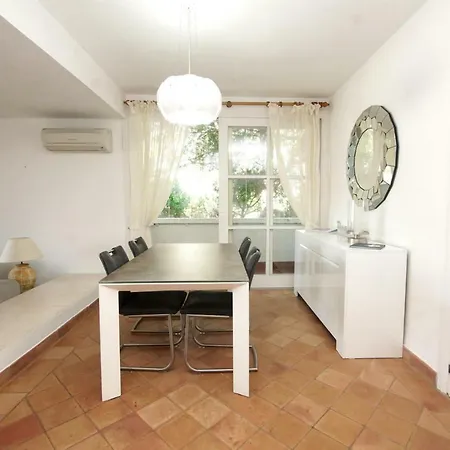 Jardines De Golondrinas