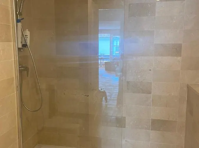 Jardines De Golondrinas