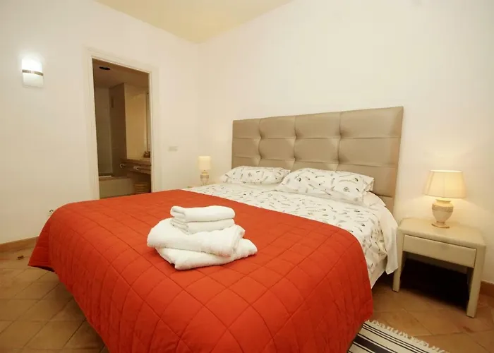 Jardines De Golondrinas *